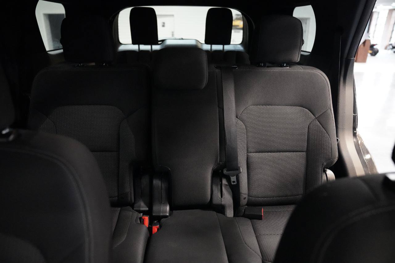 Used 2019 Ford Explorer XLT FWD image 26