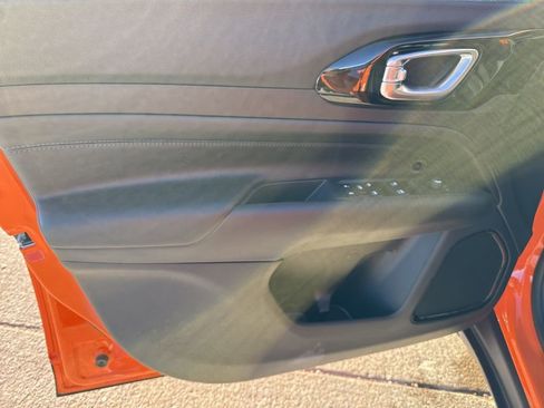 New 2026 Jeep Compass Latitude image 10