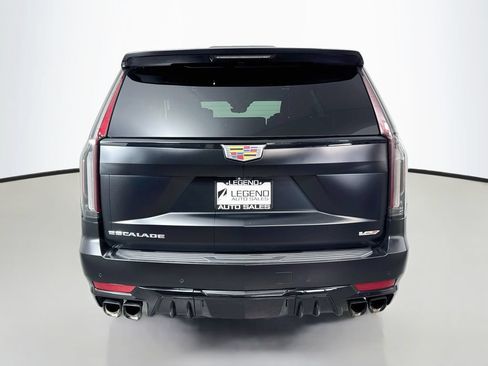 Used 2023 Cadillac Escalade V AWD/4WD image 7