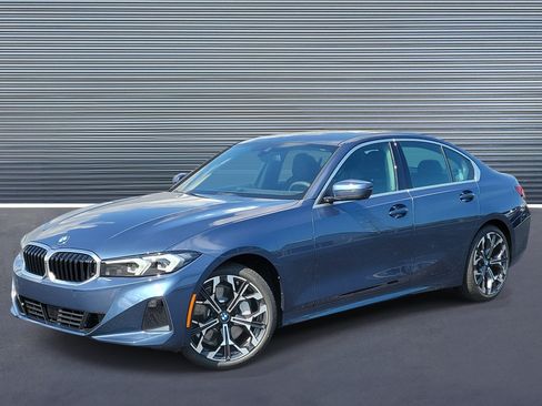New 2026 BMW 330i Sedan w/ Convenience Package RWD image 1