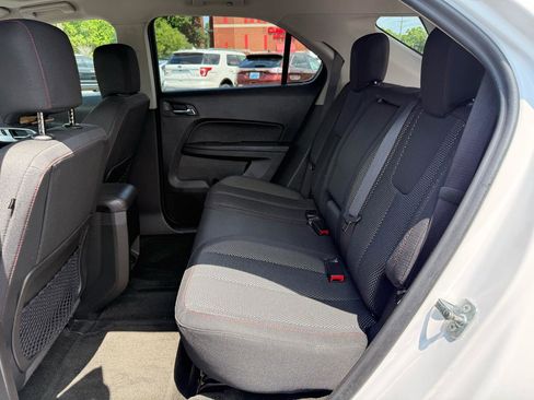 Used 2017 Chevrolet Equinox LT w/ Convenience Package FWD image 9