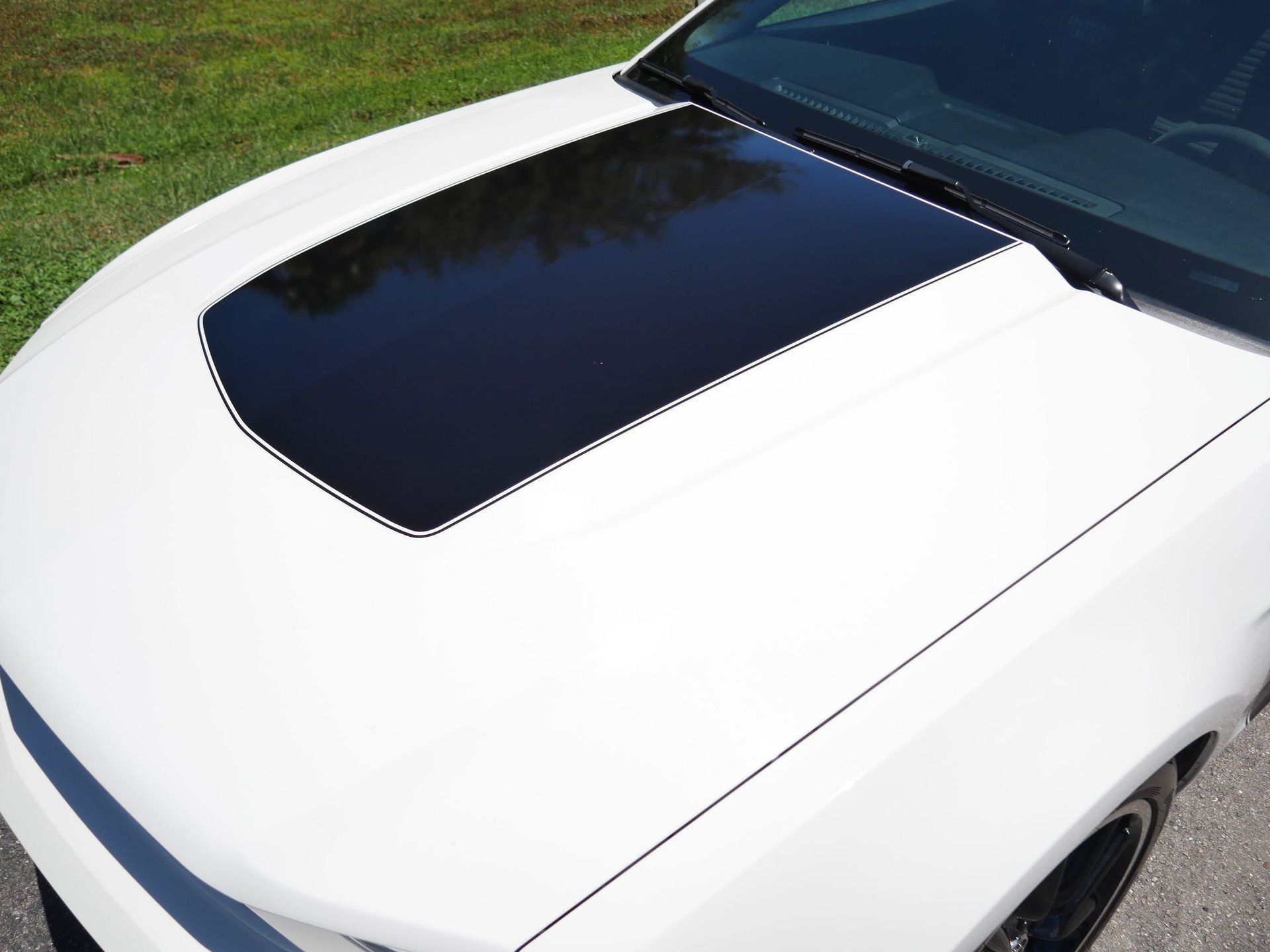 Used 2012 Ford Mustang Boss 302 w/ Boss 302 Accessory Pkg RWD image 36