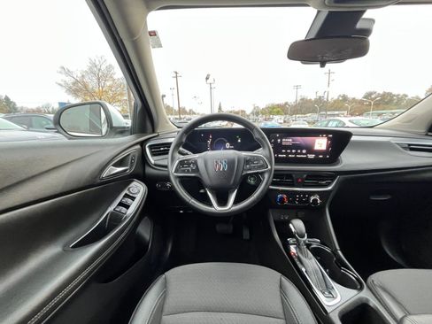 Used 2025 Buick Encore GX Preferred image 32