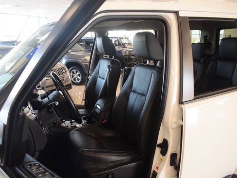 Used 2012 Land Rover LR4 HSE LUX AWD/4WD image 30