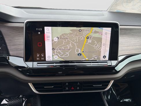 New 2026 Volkswagen Atlas SEL image 15