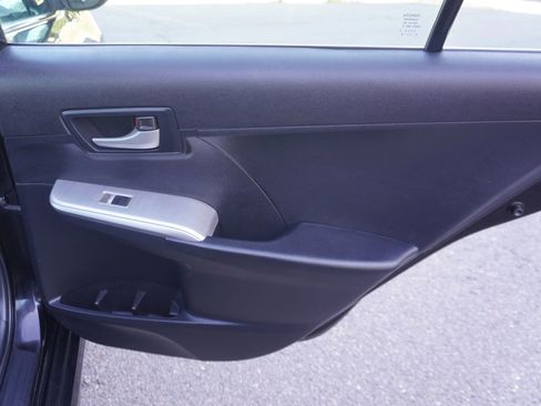 Used 2012 Toyota Camry SE FWD image 15
