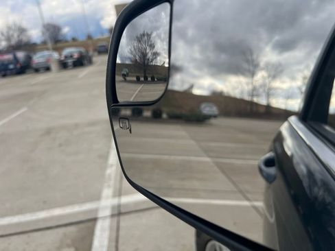 Used 2016 Ford Edge SEL w/ Equipment Group 201A image 9