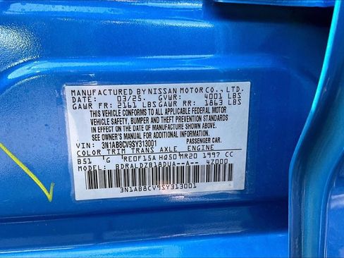 Used 2025 Nissan Sentra SV FWD image 15