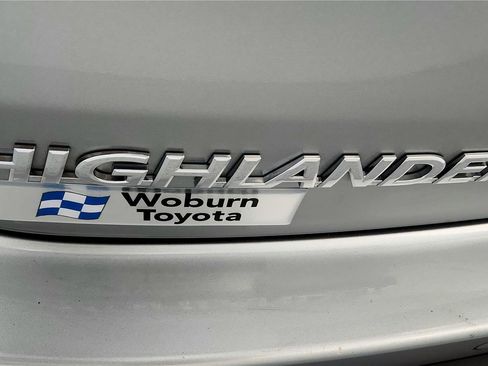 Certified 2019 Toyota Highlander Limited image 49