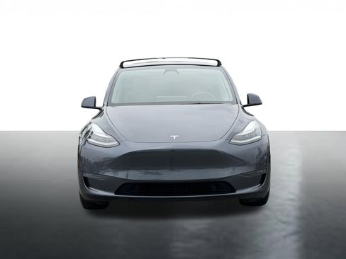 Used 2021 Tesla Model Y Performance AWD/4WD image 3