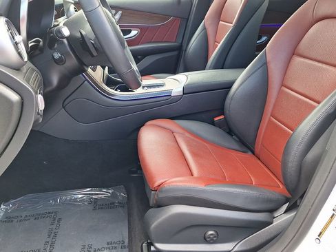 Used 2022 Mercedes-Benz GLC 300 4MATIC image 12