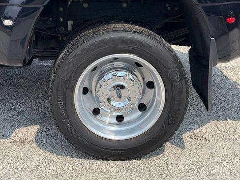Used 2025 Ford F450 Platinum w/ Platinum Plus Package AWD/4WD image 26