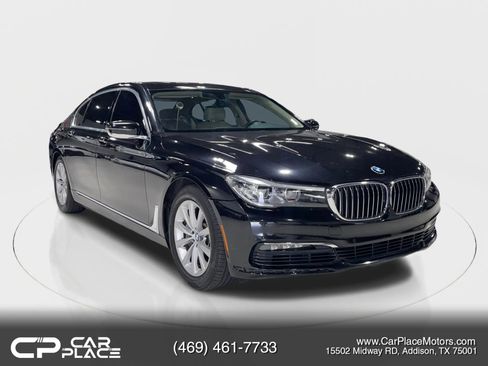 Used 2018 BMW 740i image 1