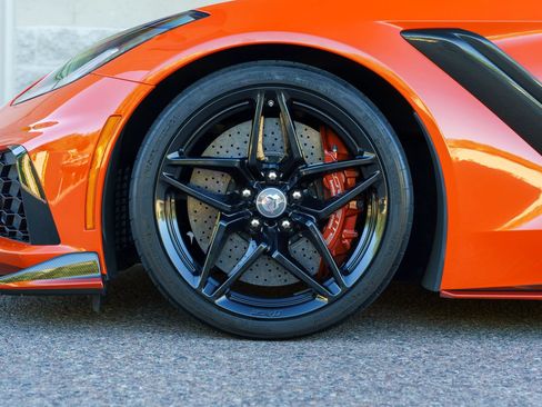 Used 2019 Chevrolet Corvette ZR1 RWD image 32