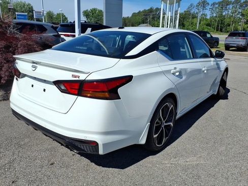 New 2026 Nissan Altima 2.5 SR FWD image 3