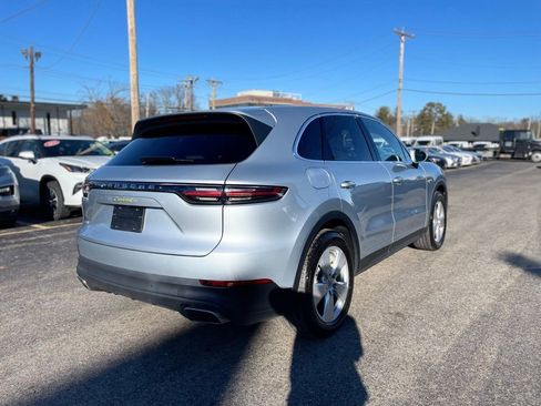 Used 2022 Porsche Cayenne E-Hybrid image 6