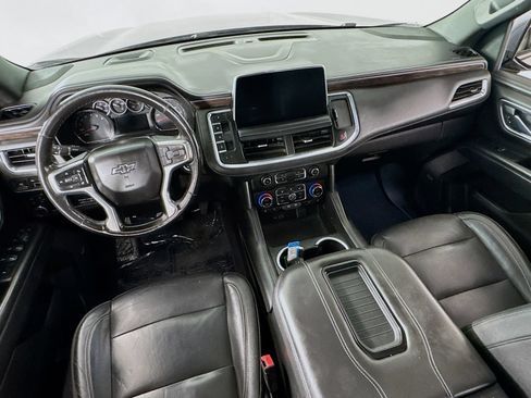 Used 2021 Chevrolet Suburban Z71 w/ Z71 Signature Package AWD/4WD image 21