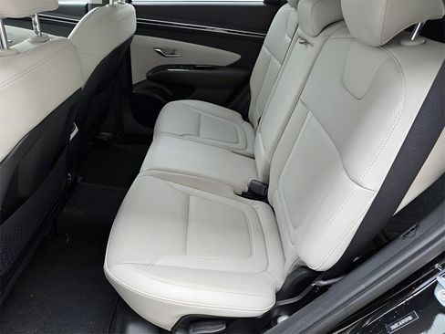 Certified 2023 Hyundai Tucson Limited image 16
