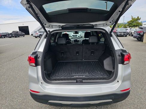 Used 2022 Chevrolet Equinox Premier image 18