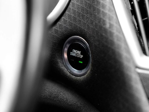 Used 2023 Chevrolet Malibu RS image 25