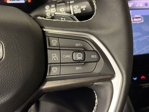 New 2026 Jeep Grand Cherokee Limited AWD/4WD image 16