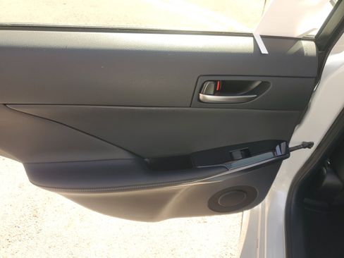 Certified 2023 Lexus IS 300 w/ Comfort Package RWD image 13