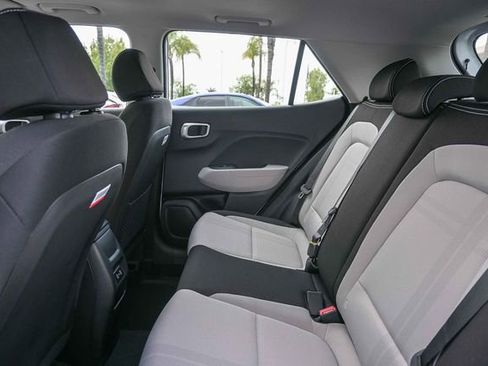 New 2026 Hyundai Venue SEL image 18