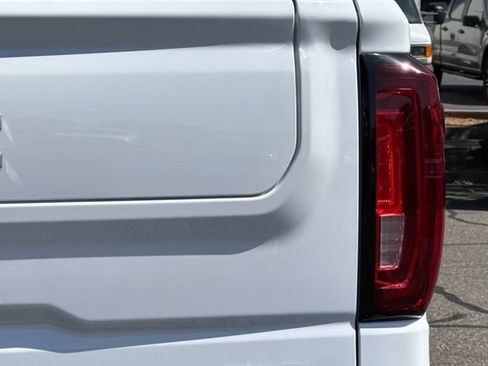 Used 2023 GMC Sierra 1500 SLT w/ SLT Premium Plus Package AWD/4WD image 52