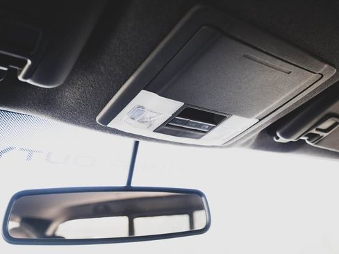 Used 2016 Ford F350 Lariat image 16