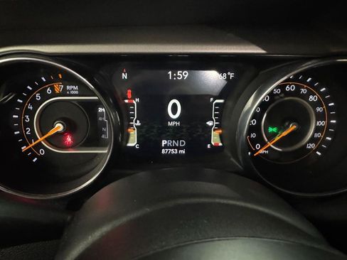 Used 2019 Jeep Wrangler Unlimited Sport S AWD/4WD image 16