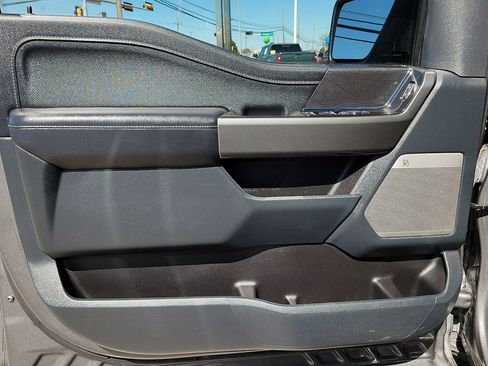 Used 2022 Ford F150 XLT w/ Equipment Group 302A High image 18