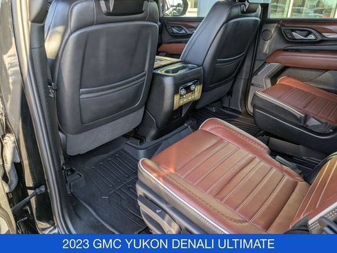 Used 2023 GMC Yukon Denali Ultimate AWD/4WD image 32