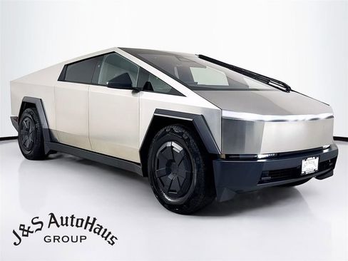 Used 2024 Tesla Cybertruck AWD Crew Cab image 1