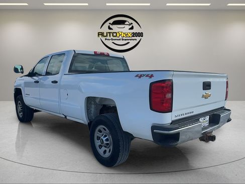 Used 2016 Chevrolet Silverado 3500 W/T AWD/4WD image 4