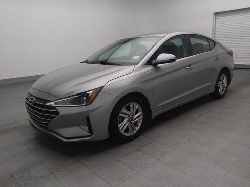 Used 2020 Hyundai Elantra SEL w/ Cargo Package (C1) FWD image 2