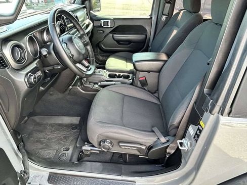 Used 2022 Jeep Wrangler Sport AWD/4WD image 14