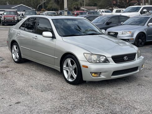 Used 2004 Lexus IS 300 image 19