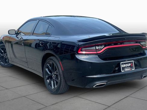 Used 2022 Dodge Charger SXT w/ Blacktop Package RWD image 11