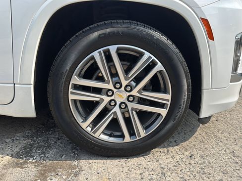 Certified 2023 Chevrolet Traverse High Country AWD/4WD image 51