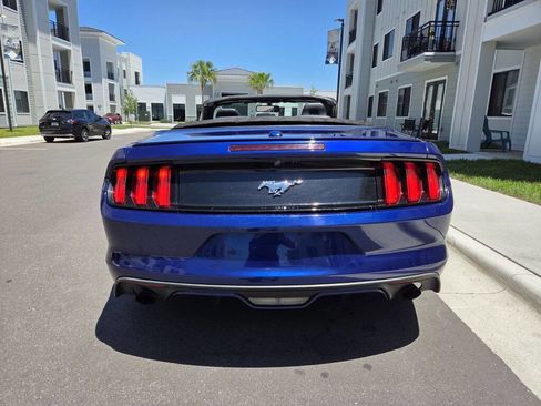 Used 2015 Ford Mustang Premium RWD image 14