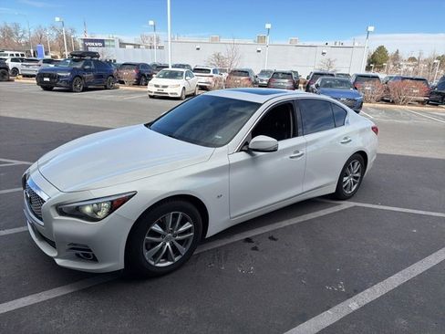 Used 2015 INFINITI Q50 Premium w/ Navigation Package image 1