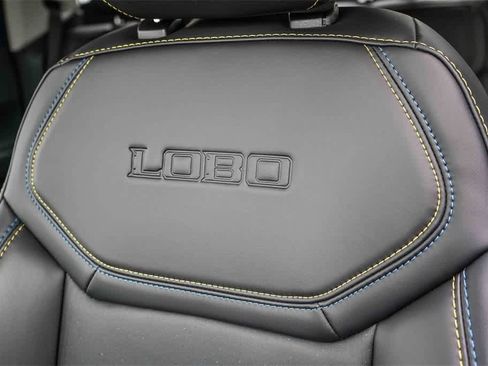 New 2026 Ford Maverick Lobo image 24