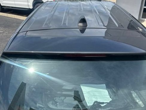 Used 2019 Chevrolet Equinox LS FWD image 11