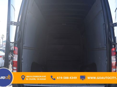 Used 2016 Mercedes-Benz Sprinter 3500 image 17