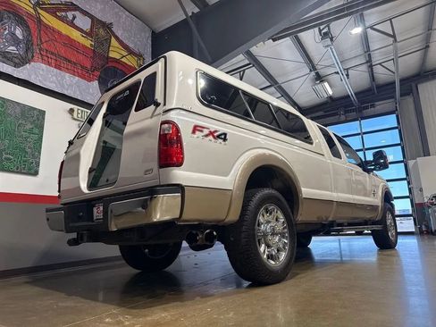 Used 2013 Ford F250 Lariat w/ Chrome Pkg AWD/4WD image 58