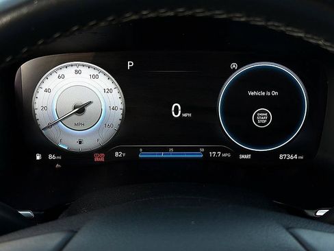 Used 2023 Hyundai Santa Fe SEL w/ Premium Package FWD image 13