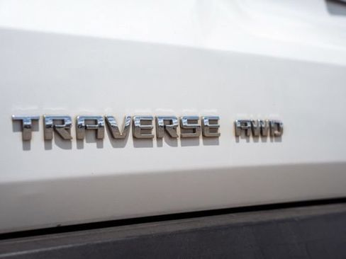 Used 2023 Chevrolet Traverse LT AWD/4WD image 10