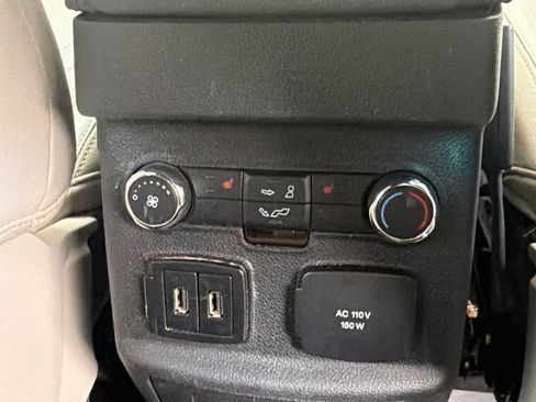 Used 2018 Ford Explorer Limited w/ Equipment Group 301A FWD image 14