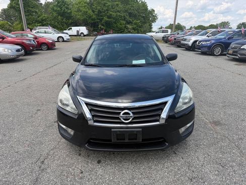 Used 2014 Nissan Altima 2.5 S FWD image 3