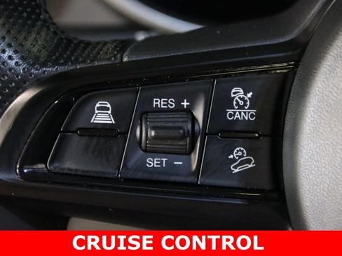 Used 2022 Alfa Romeo Stelvio Ti image 18